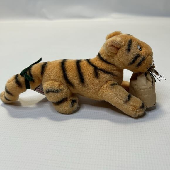 Gund Disney Classic Winnie the Pooh Plush Tigger Stuffed Animal with Bag - Picture 3 of 10